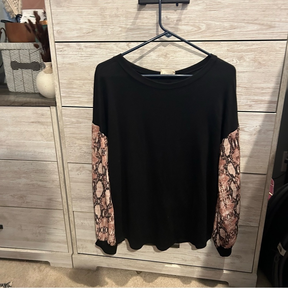 Snakeskin Sleeve Top Size M